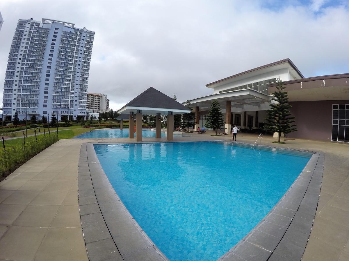 Wind Residence Condo - Tagaytay By Jaderooms Tagaytay City Exteriör bild